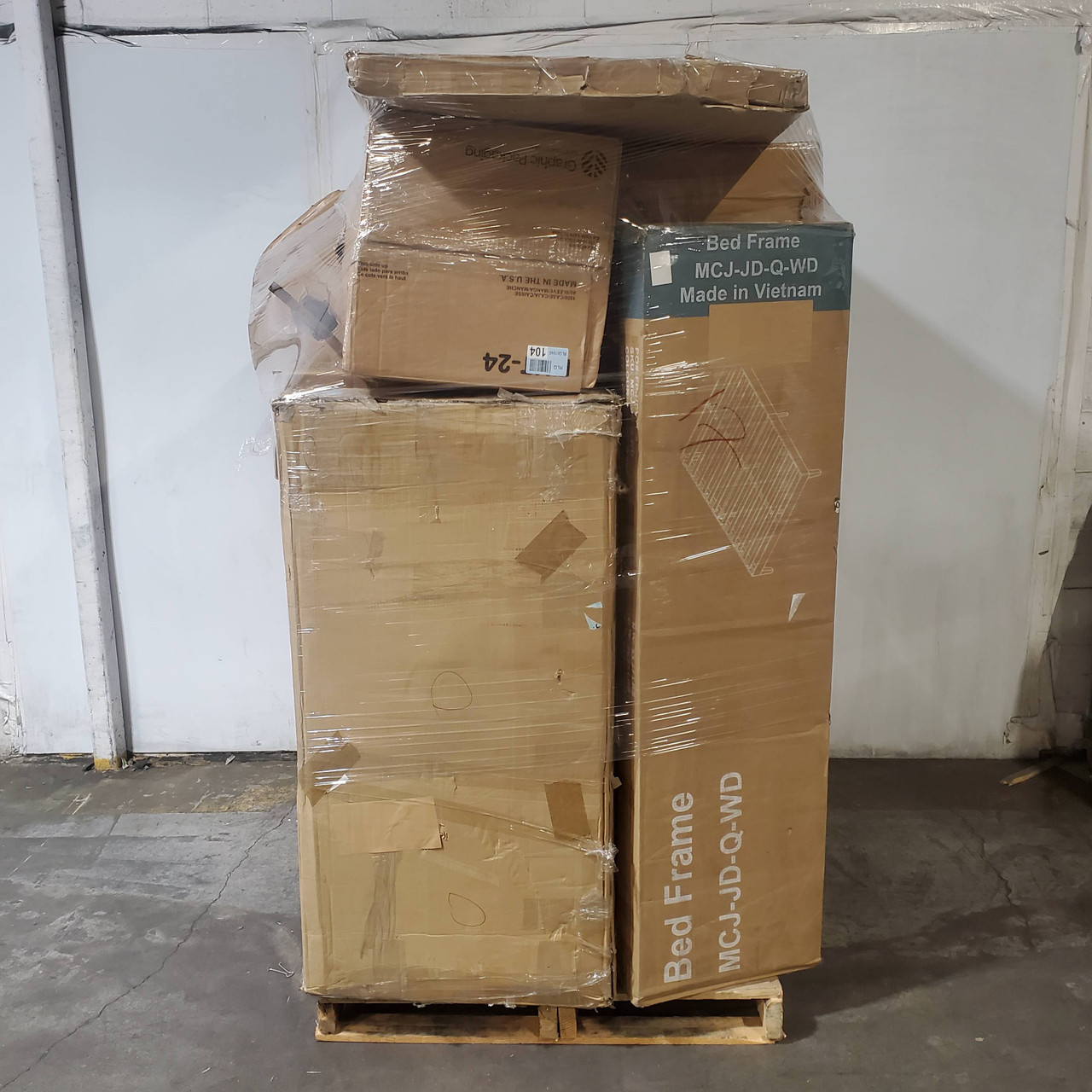 19 units of Furniture (Multi-Box Sets) - MSRP $1,900 - Salvage (Lot # 982801)