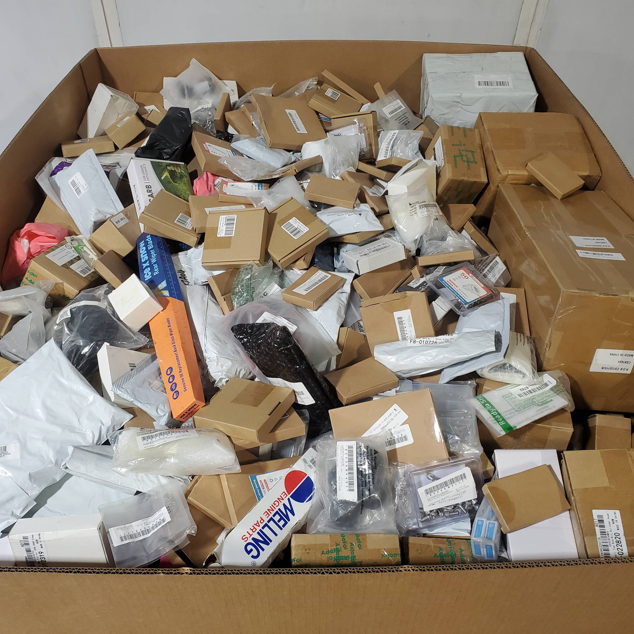 629 units of Auto Parts - MSRP $6,290 - Like New (Lot # 975308)