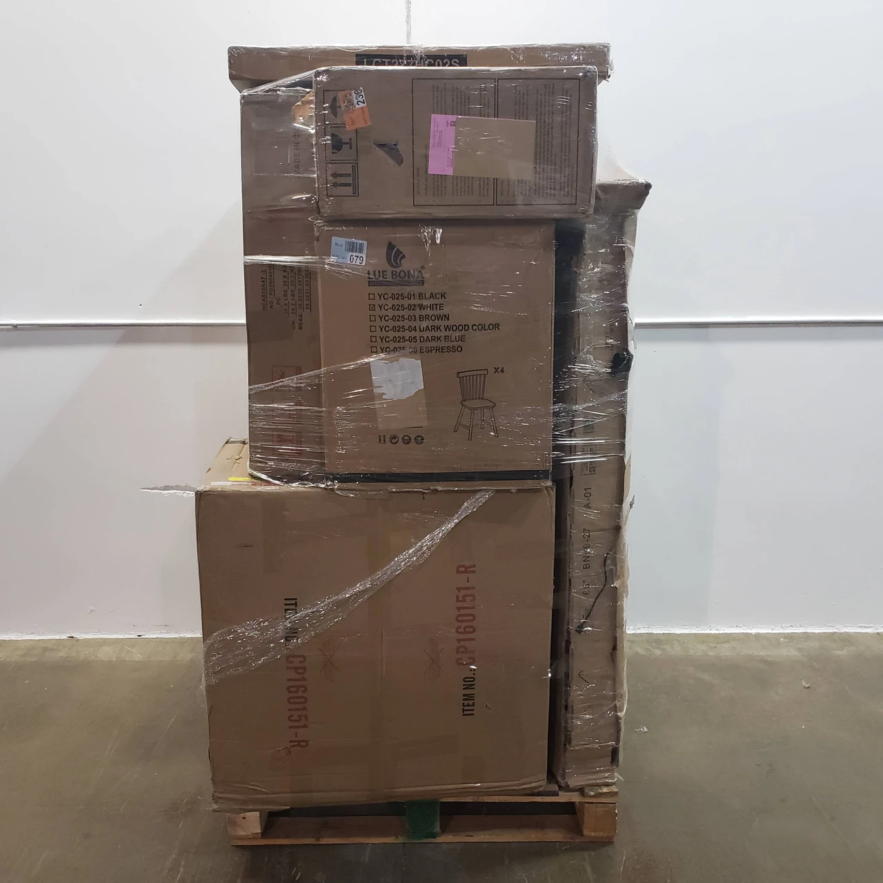 12 units of Unmanifested Furniture - MSRP $2,400 - Returns (Lot # 103-1033505)