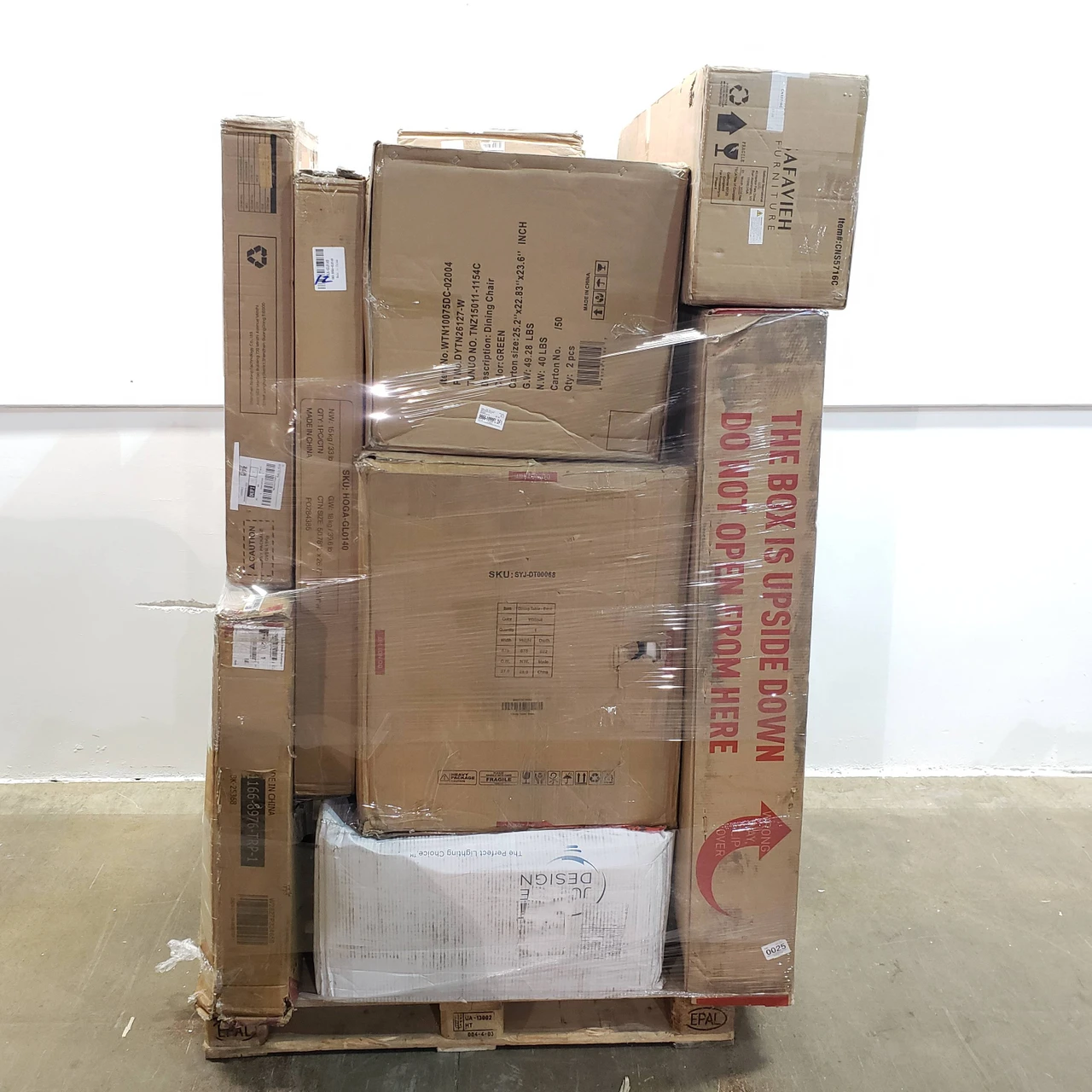 12 units of Unmanifested Furniture - MSRP $2,400 - Returns (Lot # 103-1035315)