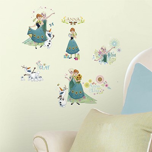 50 Units of Wall Decals - Frozen Fever - MSRP 750$ - Brand New (Lot # CP555902)