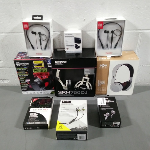 45 Units of Headphones - MSRP 4609$ - Returns (Lot # 570374)