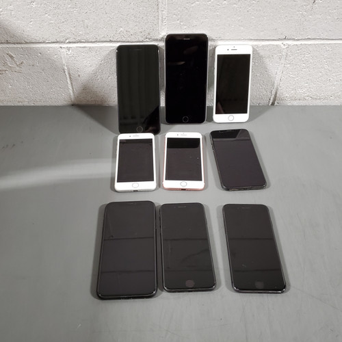 9 Units of Apple iPhone Smartphones - MSRP 8348$ - Salvage (Lot # 571204)