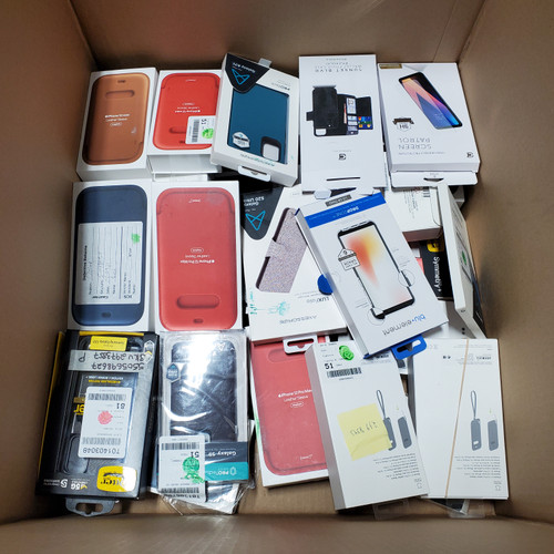 29 Units of Smartphone Cases - MSRP 3028$ - Returns (Lot # 574469)