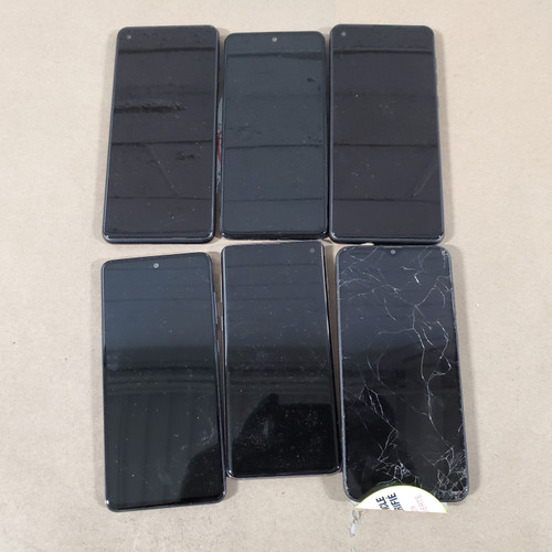 6 Units of Samsung Smartphones - MSRP 3888$ - Salvage (Lot # 594830)