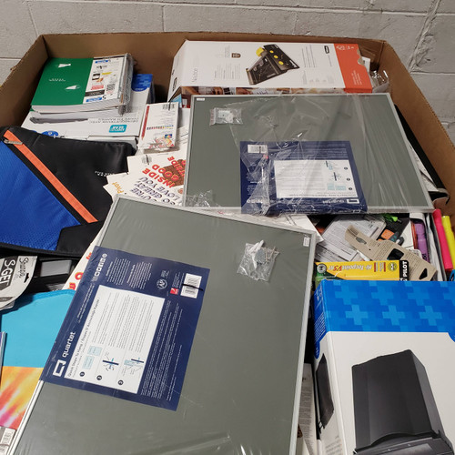 913 units of Office & School Supplies - MSRP $5,509 - Returns (Lot # 686804)