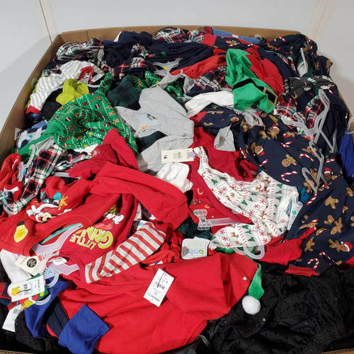 1186 units of Kids Clothing - MSRP $12,787 - Returns (Lot # 767028)