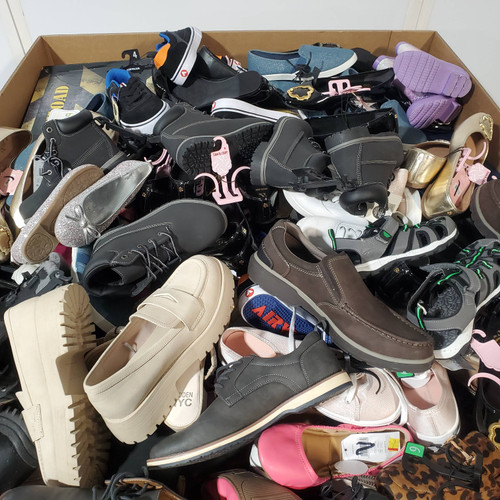 255 units of Shoes (pair) - MSRP $8,438 - Returns (Lot # 772320)