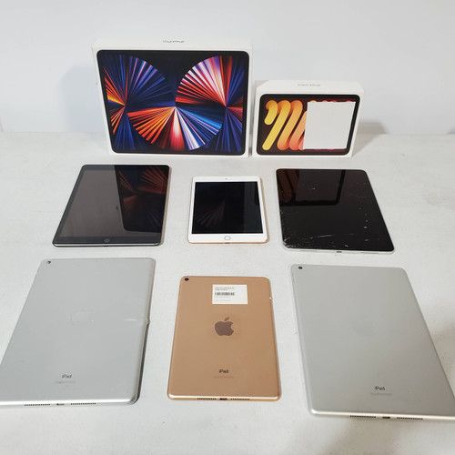 9 units of Apple iPad Tablets - MSRP $5,010 - Salvage (Lot # 775306)