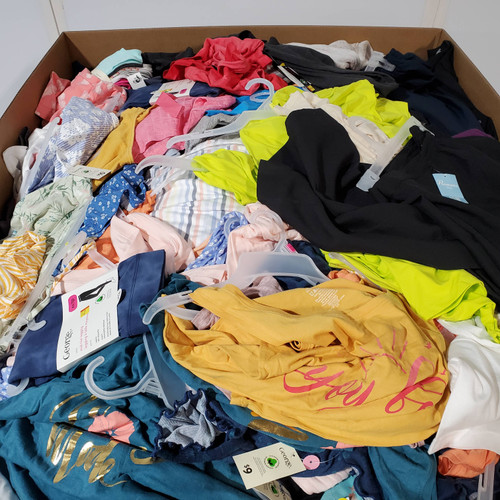 743 units of Women Clothing - MSRP $12,619 - Returns (Lot # 774026)