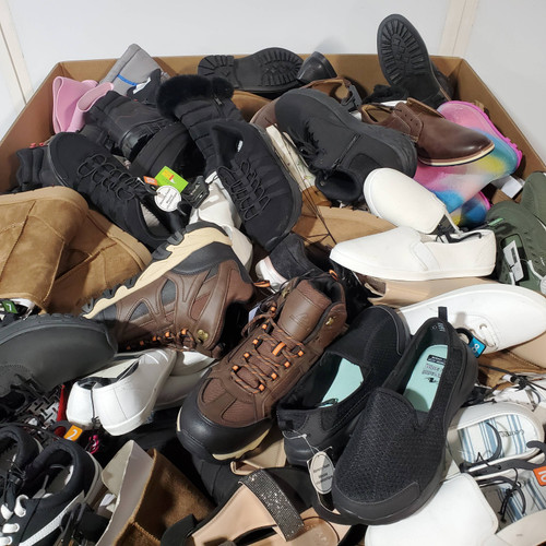 214 units of Shoes (pair) - MSRP $6,509 - Returns (Lot # 783019)