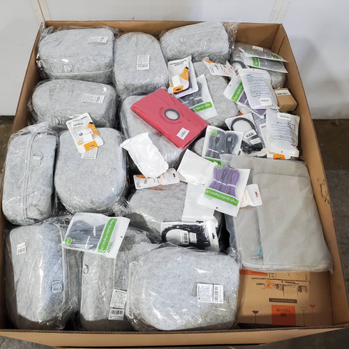683 units of Electronics & Acc (Mix) - MSRP $10,053 - Returns (Lot # 893112)