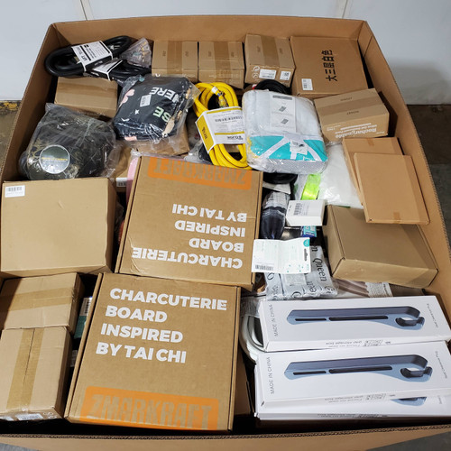 378 units of General Merchandise (Mix) - MSRP $8,464 - Returns (Lot # 896833)