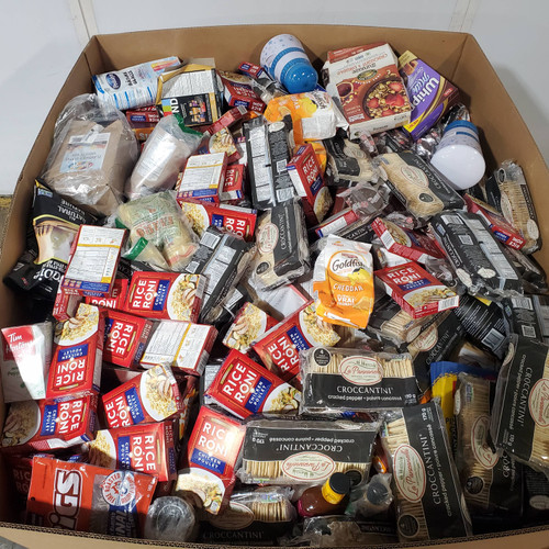 657 units of Grocery (Mix) - MSRP $6,474 - Like New (Lot # 903585)