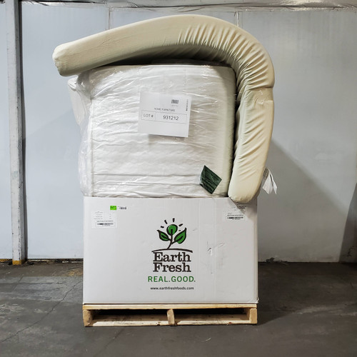 4 units of Mattresses - MSRP $958 - Returns (Lot # 931212)