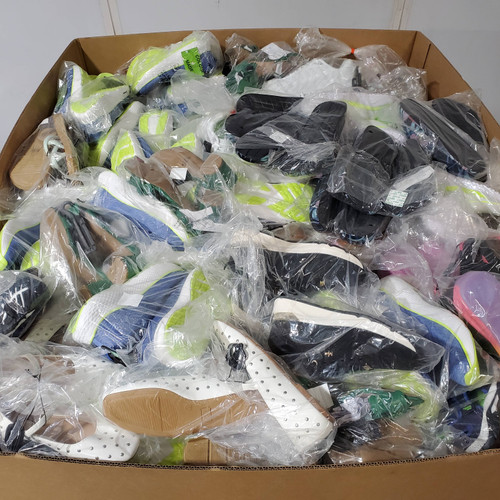 323 units of Shoes (pair) - MSRP $9,149 - Like New (Lot # 940902)