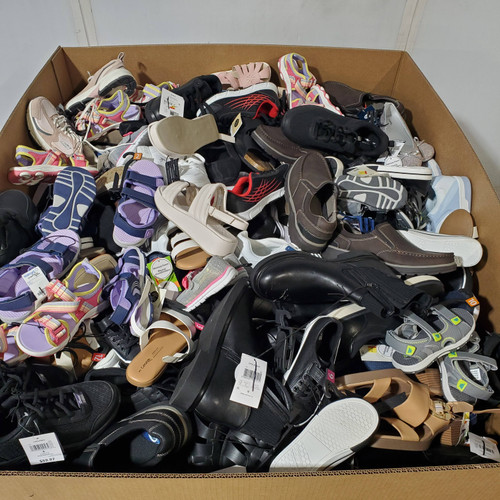 192 units of Shoes (pair) - MSRP $6,265 - Returns (Lot # 943021)