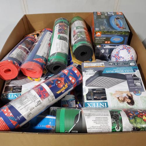 147 units of Sporting Goods - MSRP $2,289 - Returns (Lot # 946008)