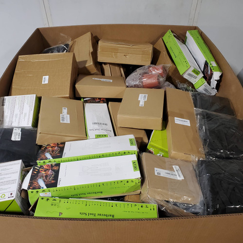 286 units of Garden & Accessories - MSRP $5,316 - Returns (Lot # 901916)