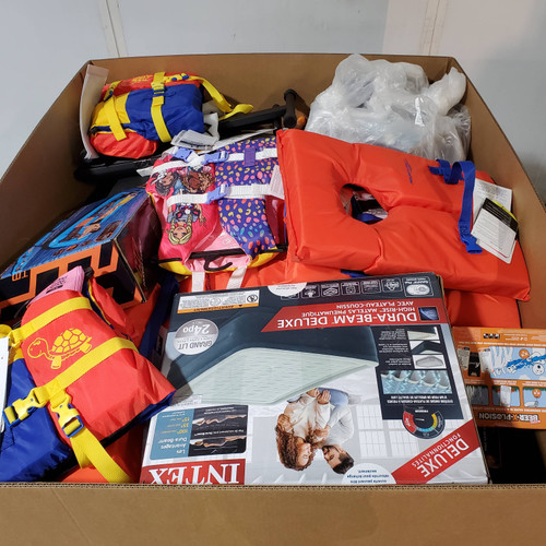 162 units of Sporting Goods - MSRP $2,894 - Returns (Lot # 947911)