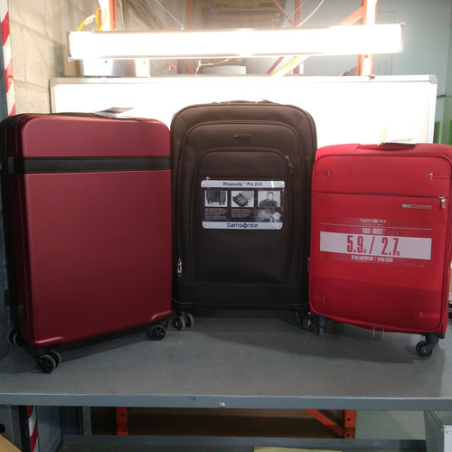 9 Units of Luggages & Bags - MSRP 2715$ - Returns