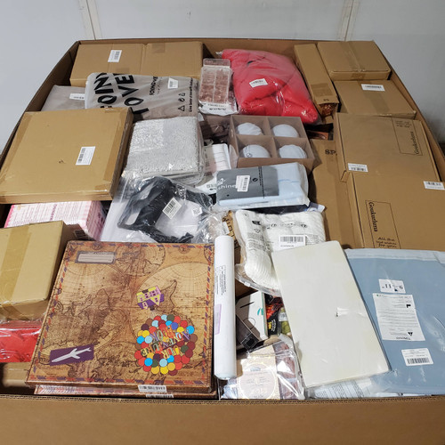 579 units of Unmanifested GM - MSRP $5,790 - Returns (Lot # 954706)