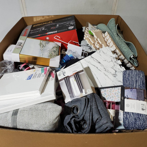 329 units of Home Products - MSRP $3,595 - Returns (Lot # 958721)