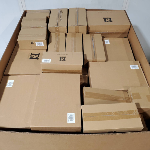 95 units of Home Decor - MSRP $3,032 - Like New (Lot # 957123)