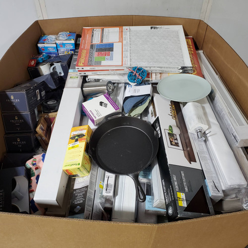 836 units of Home Products - MSRP $3,032 - Returns (Lot # 960706)