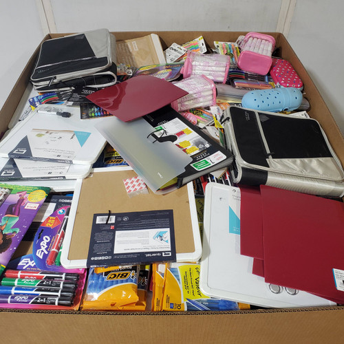 1362 units of Office & School Supplies - MSRP $9,463 - Returns (Lot # 960817)