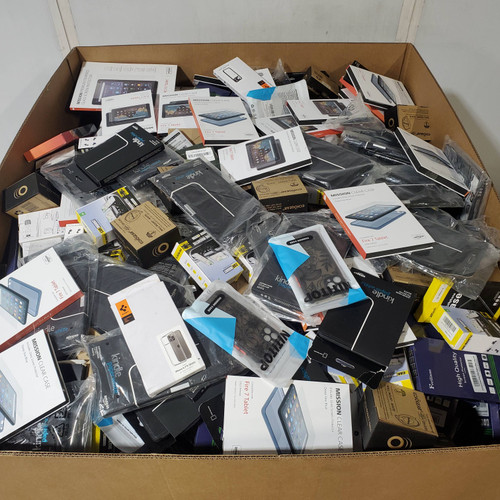 1197 units of Electronic Accessories - MSRP $20,034 - Returns (Lot # 947537)