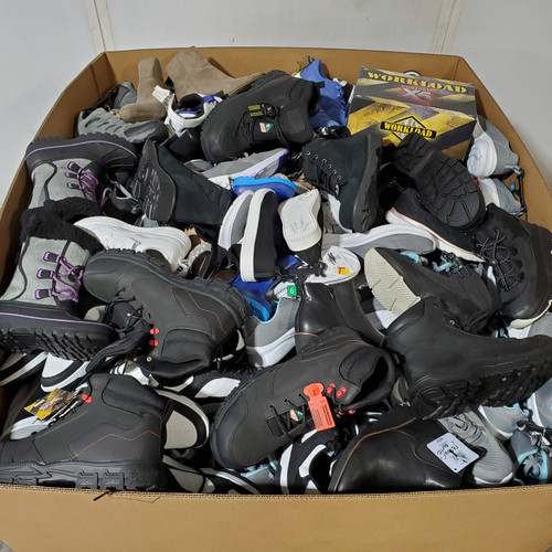 206 units of Shoes (pair) - MSRP $6,217 - Returns (Lot # 103-953801)