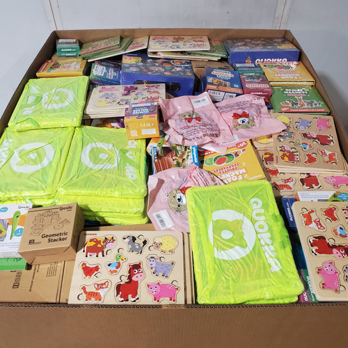 376 units of Toys - MSRP $9,332 - Returns (Lot # 947025)