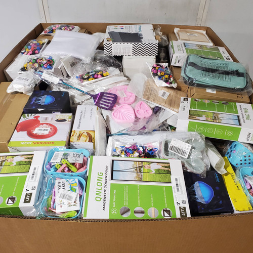 623 units of Home Products - MSRP $10,053 - Returns (Lot # 942916)