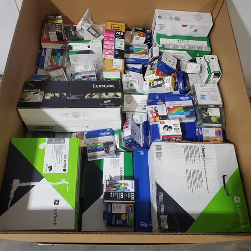 131 units of Ink & Toners - MSRP $20,272 - Returns (Lot # 924706)