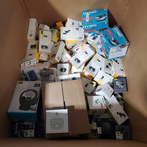 130 units of Electronics - MSRP $17,180 - Returns (Lot # 960405)