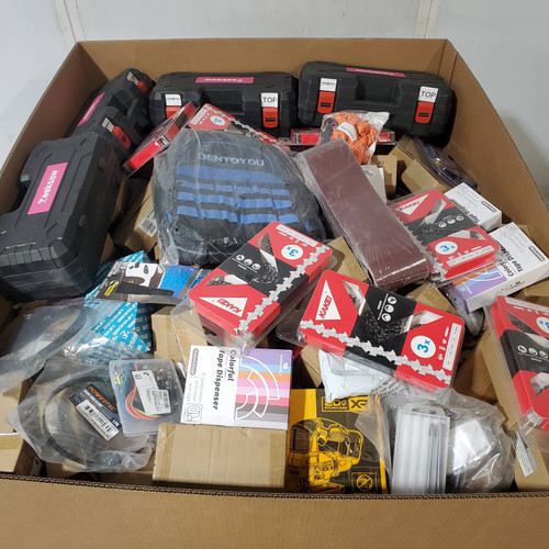 426 units of Tools & Accessories - MSRP $11,851 - Returns (Lot # 901922)