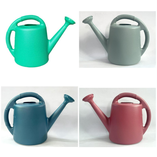 150 units of Expert Gardener 2 Gal Watering Cans - MSRP $1,038 - Like New (Lot # 963907)