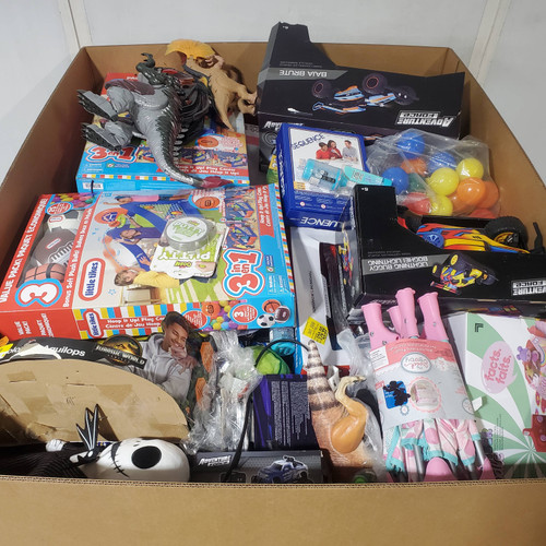 177 units of Toys - MSRP $2,452 - Returns (Lot # 964808)