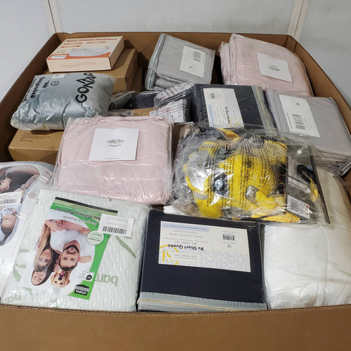 143 units of Bedding - MSRP $5,479 - Returns (Lot # 933209)