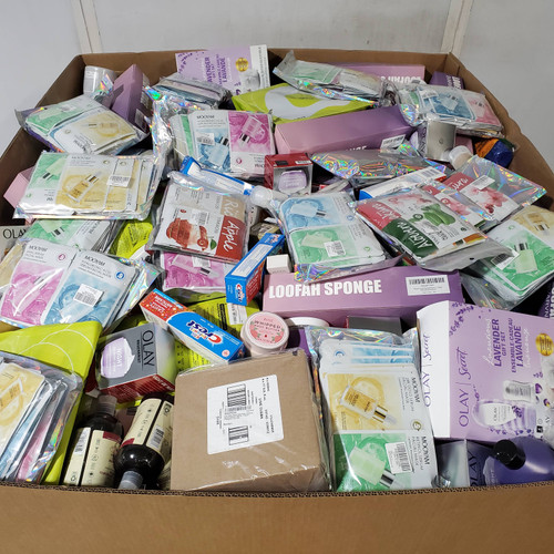 1014 units of Pharmacy & Wellness - MSRP $16,856 - Like New (Lot # 922432)