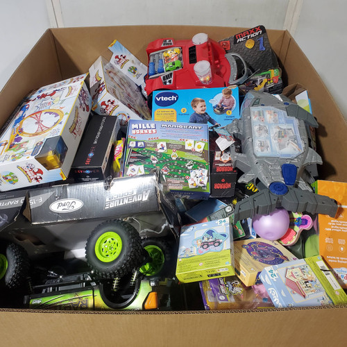 106 units of Toys - MSRP $2,279 - Returns (Lot # 968708)