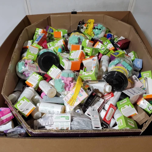 1174 units of Pharmacy & Wellness - MSRP $14,201 - Like New (Lot # 967416)