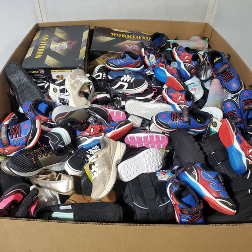 312 units of Shoes (pair) - MSRP $8,594 - Returns (Lot # 969909)