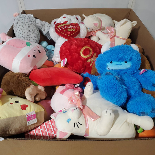 137 units of Plushes - MSRP $1,742 - Like New (Lot # 972006)