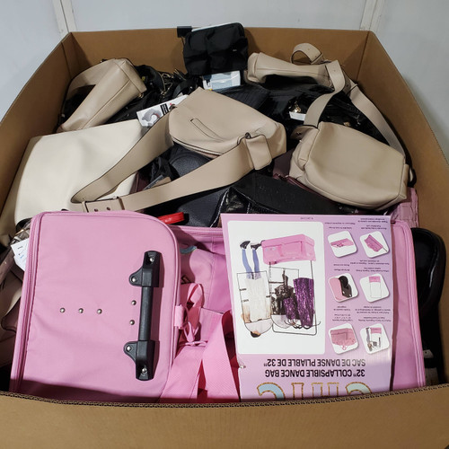 202 units of Luggages & Bags - MSRP $6,601 - Returns (Lot # 974421)