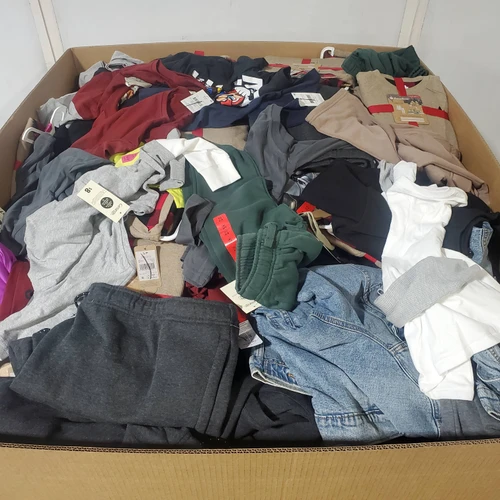 766 units of Clothing & Accessories - MSRP $9,792 - Returns (Lot # 974705)