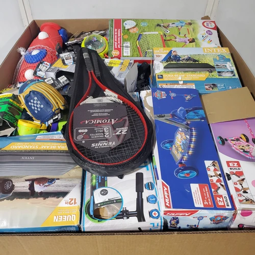201 units of Sporting Goods - MSRP $3,832 - Returns (Lot # 976004)