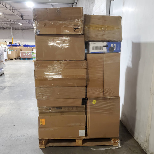 24 units of Monitors - MSRP $5,697 - Salvage (Lot # 979707)