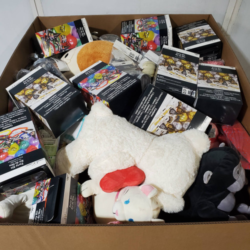 648 units of Holidays & Party - MSRP $2,517 - Returns (Lot # 978004)